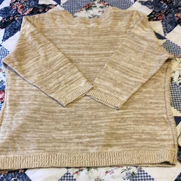 ⭐️ 5/$20 ⭐️ CJ Banks Sweater - Picture 3 of 5